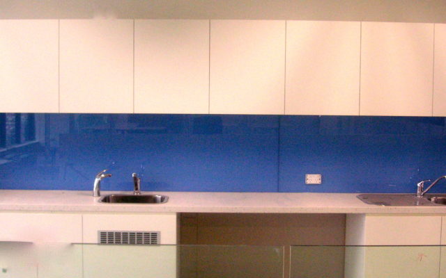 Sky blue glass splashback by Dynamic Glass Melbourne