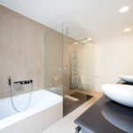 Frameless glass shower screen by Dynamic Glass Melbourne