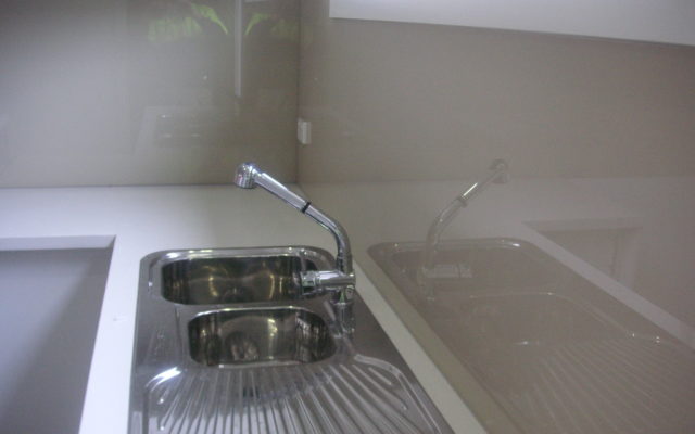 kitchen glass splashback by Dynamic Glass Melbourne