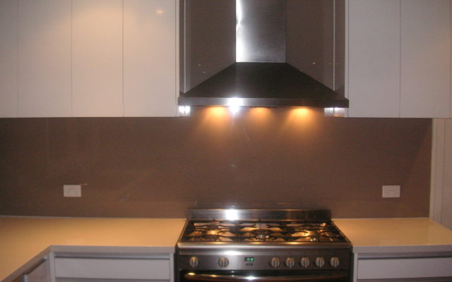 kitchen glass splashback by Dynamic Glass Melbourne